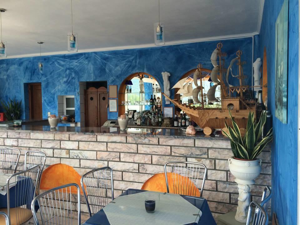 Gogas Palace Aparthotel Ammoudia Exterior photo